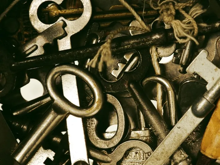 Pile of old metal keys